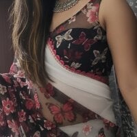 Nisha_Lovely
