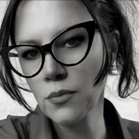 THESWEETBRUNETTE