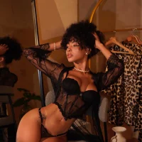 OSHUN_ - Live now on Stripchat