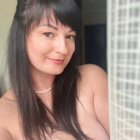 CherryCherry03 - Live now on Stripchat