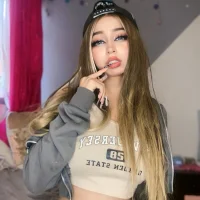 lunaapppp - Live now on Stripchat