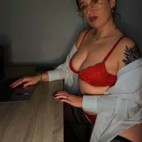 Lindsay_00off - Live now on Stripchat