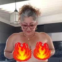 evelin_hott - Live now on Stripchat