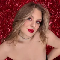 Mary_lost - Live now on Stripchat