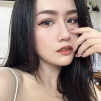 Eimile-Z - Live now on Stripchat