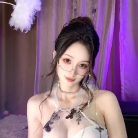 Qianyi1212 - Live now on Stripchat