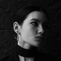 Aveloria_ - Live now on Stripchat