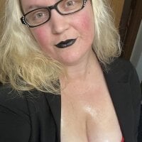 SugarTsunami - Live now on Stripchat