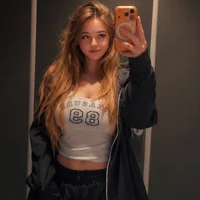 Rhyumii - Live now on Stripchat