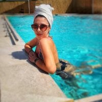EmillyTaylor - Live now on Stripchat