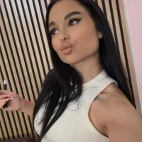 Olivia_Noor - Live now on Stripchat