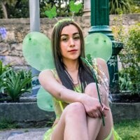 EmmaMyers1 - Live now on Stripchat