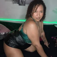 debboraWagner - Live now on Stripchat
