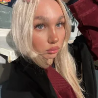 cuteleraay - Live now on Stripchat