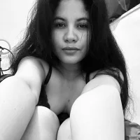 Yara0k - Live now on Stripchat