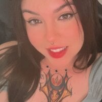Paula_b_ - Live now on Stripchat