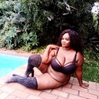 MissConniexxx - Live now on Stripchat